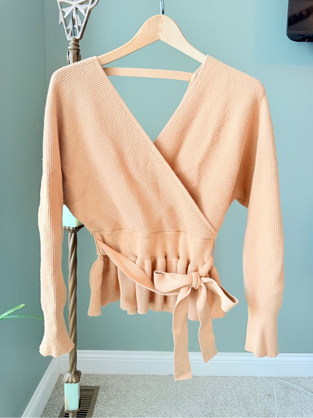 Zesica Wrap Peplum Sweater Top M Peach Blush Tie Waist Balletcore